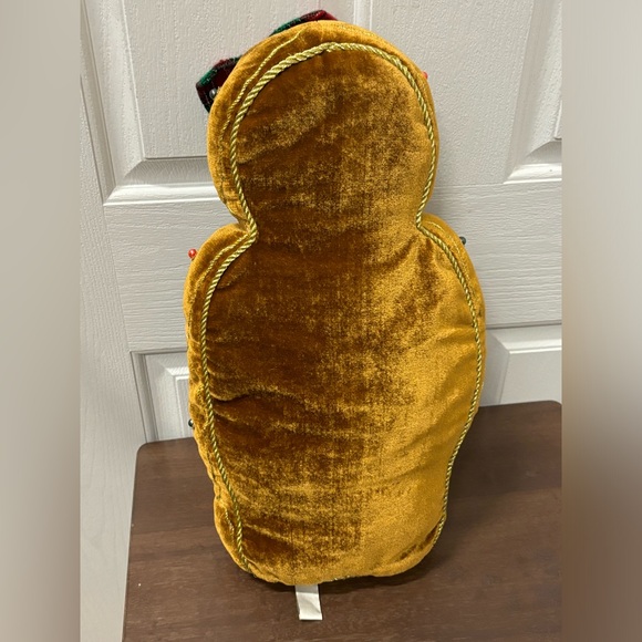 ITR Gingerbread Pillow Throw Pillow Decorative Pillow. - Picture 3 of 6